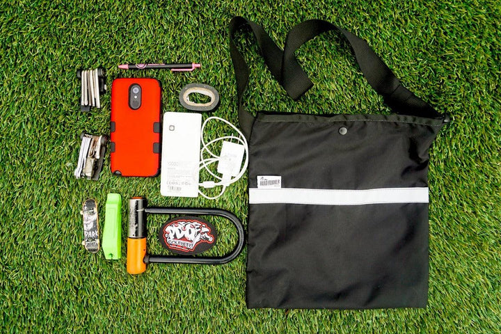 Road Runner Bags Musette Sling Bag - Simple and Durable: 4.2L