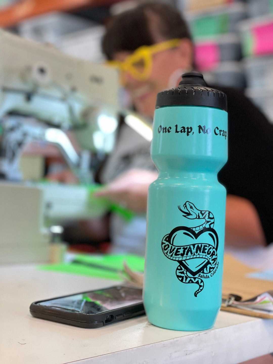 Oveja Negra The Big Squeeze Heart Snake - Water Bottles