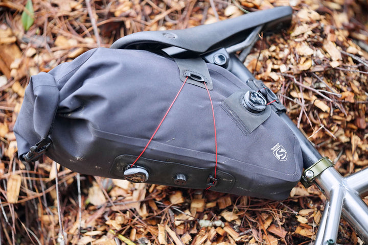 Grinta Roll Top Bag