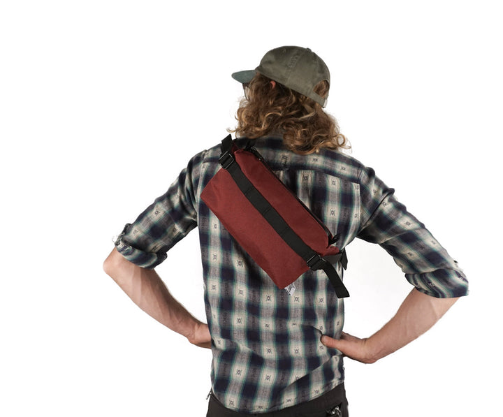 Lil Guy Fanny Pack: 1.6L - Burgundy Cordura