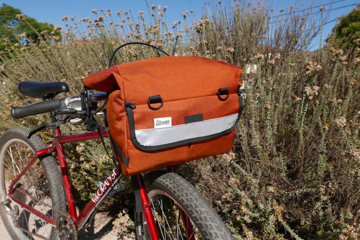 Middle Earth Jammer Handlebar Bag: 13L - Rust Cordura