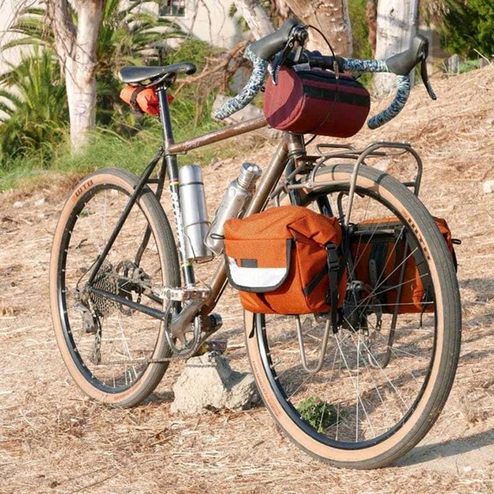 Road Runner Bags Jammer Handlebar Bag Line