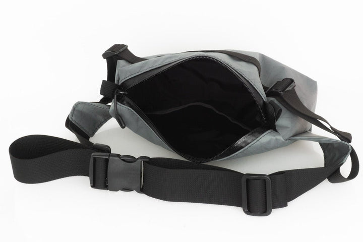 XPac Lil Guy Fanny Pack: 1.6L